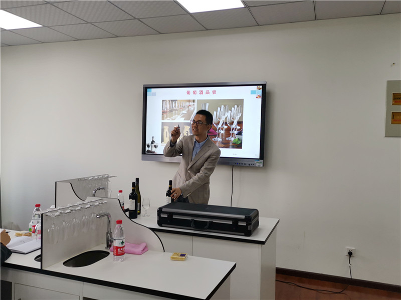 杨向科老师担任主讲
